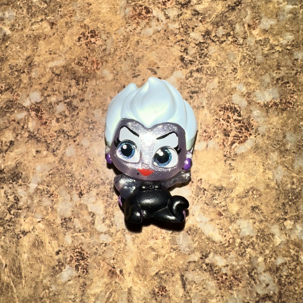 Disney Doorables Series 6 Ursula
